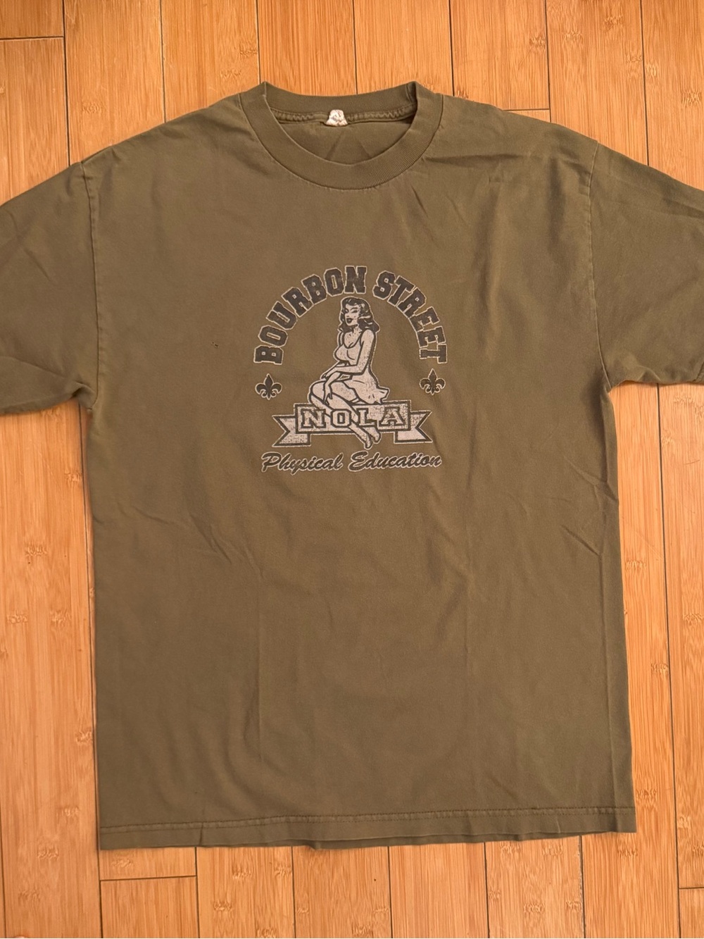 New Orleans Bourbon Street T-Shirt Size Large